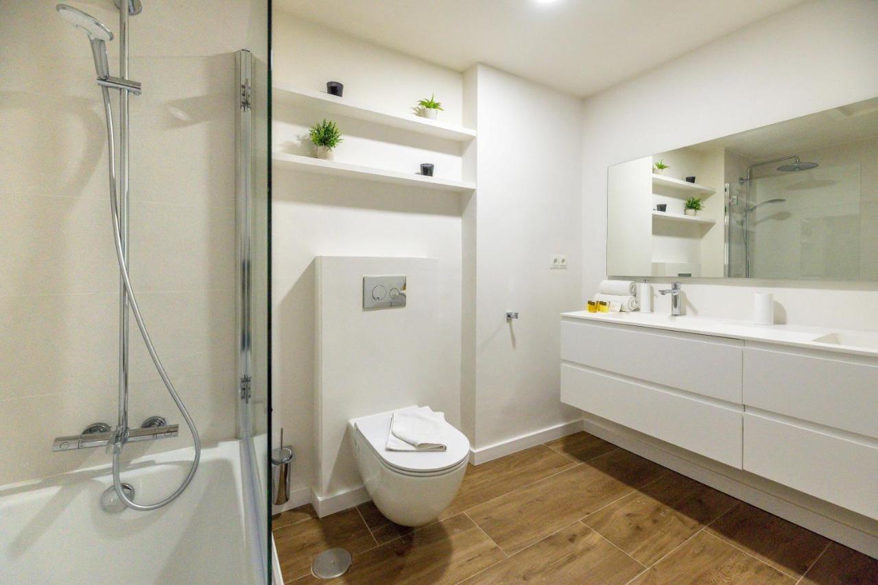 Apartamento Vacation I 1 Puerto Banus Sea Front Rental, Renovated Marbella