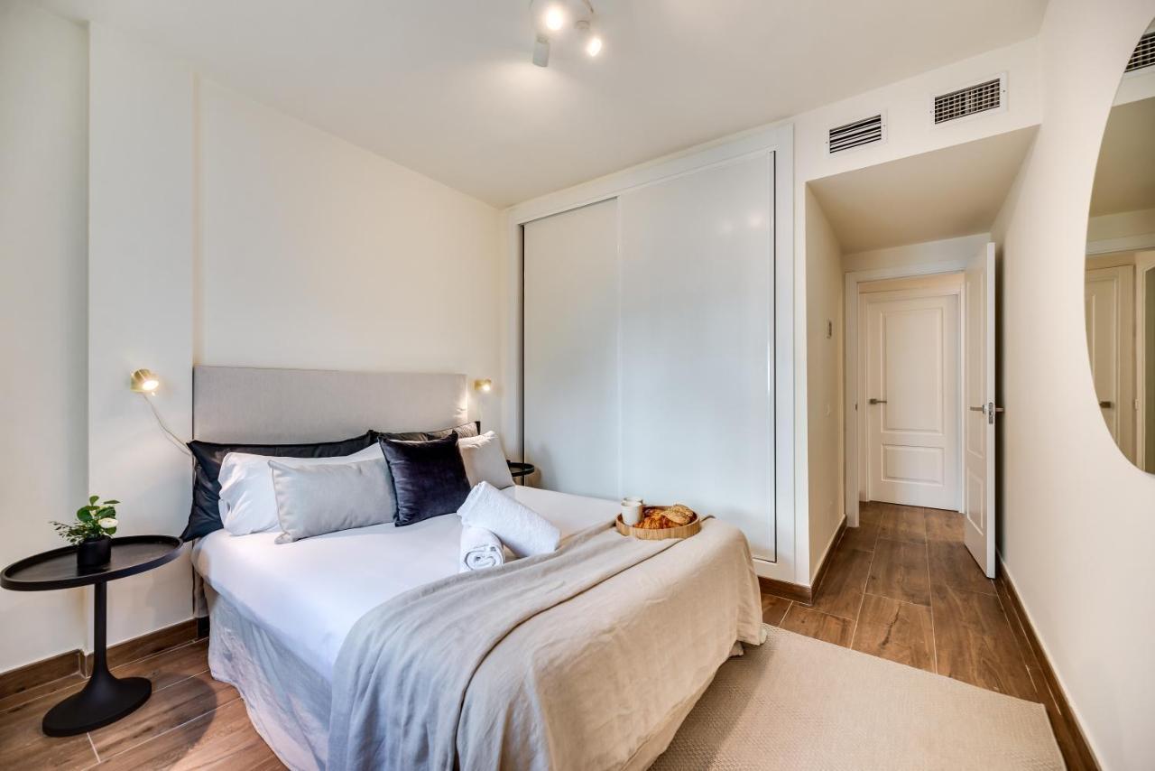 Vacation I 1 Puerto Banus Sea Front Rental, Renovated