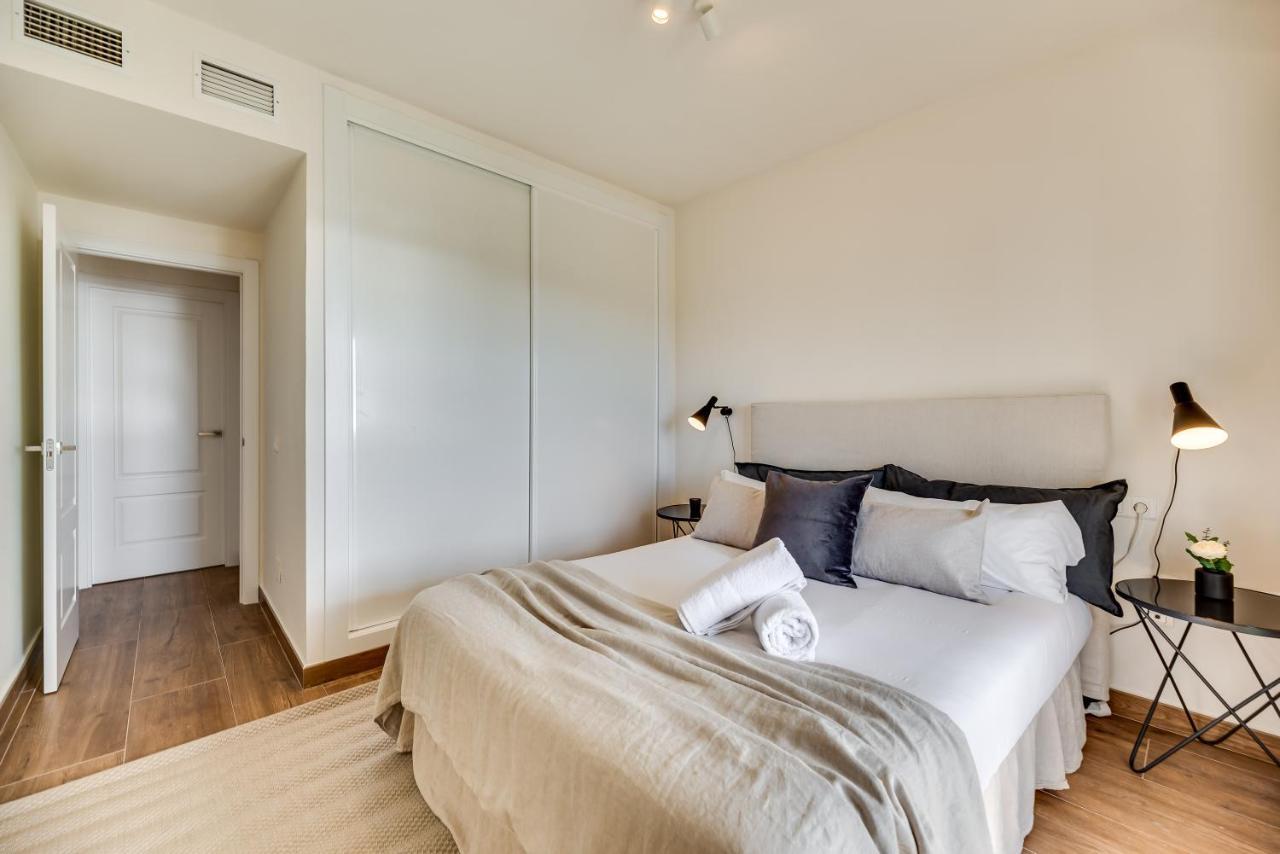 Vacation I 1 Puerto Banus Sea Front Rental, Renovated *